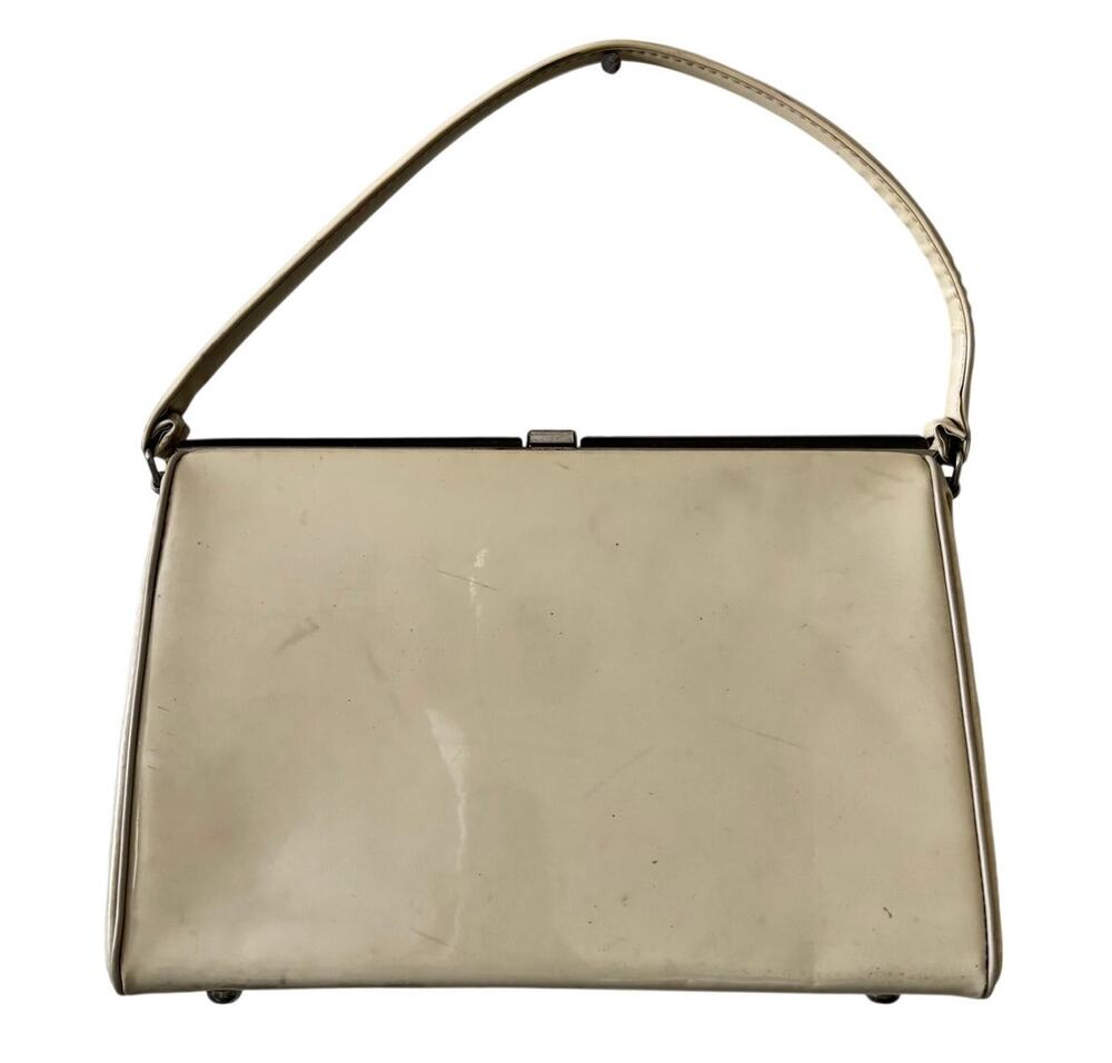 Vintage 1960s Beige Patent Leather Handbag Kiss Lock Mid-Century Mod AS IS